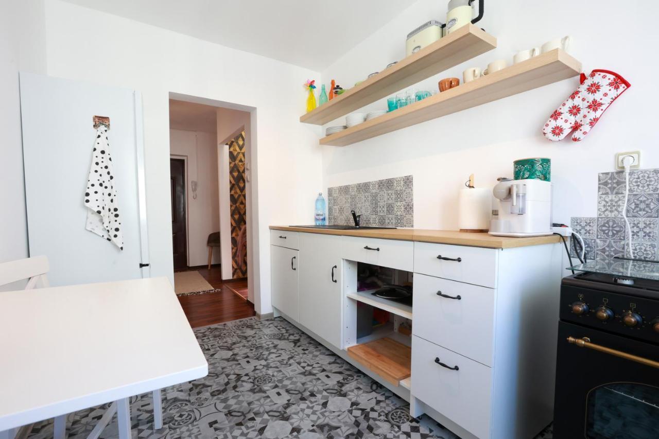 La Bloc - At The Block Apartment Букурещ Екстериор снимка